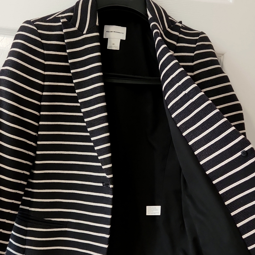 Tailored Short Jacket - image 3